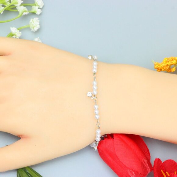 "Elegant & Trendy Bracelet, A Perfect Gift for Women, Thoughtful, EVCH1713 - Picture 4 of 10